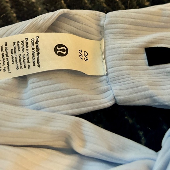 LULULEMON LIGHT BLUE TWISTED HEADBAND - Never Been Worn - Picture 3 of 6